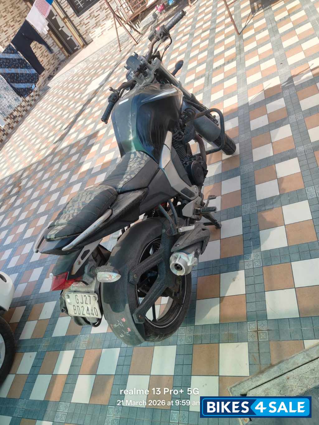 Black Yamaha Fazer FI V2