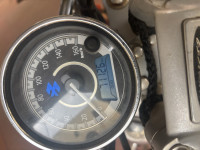 Black Bajaj Avenger Cruise 220