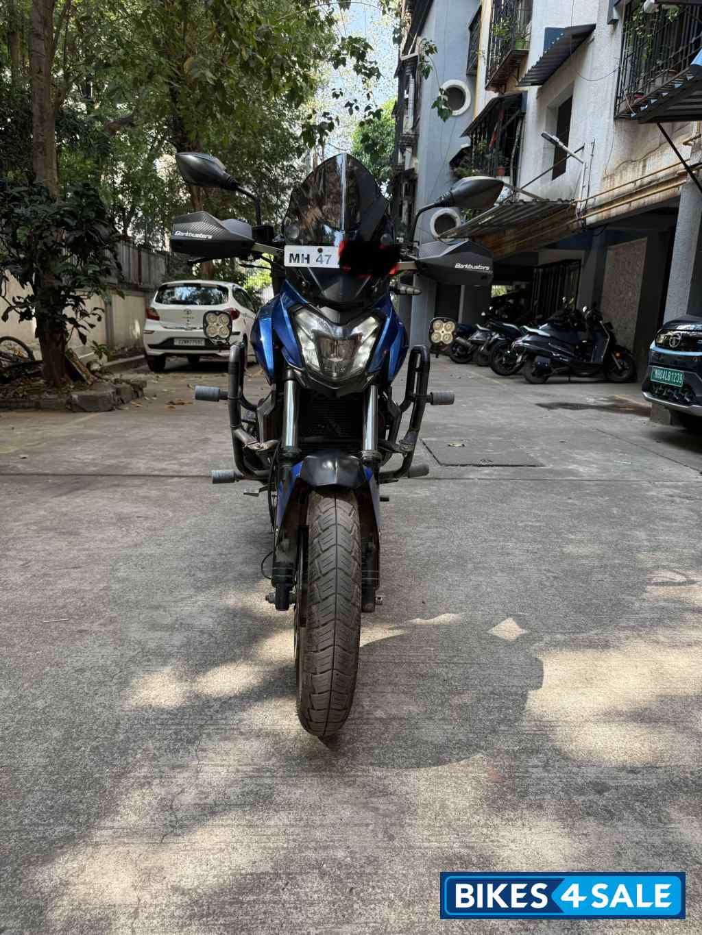 Bajaj Dominar 400 Disc