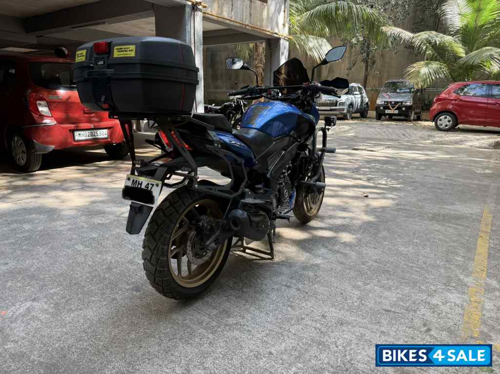 Bajaj Dominar 400 Disc Bajaj Dominar 400 Disc