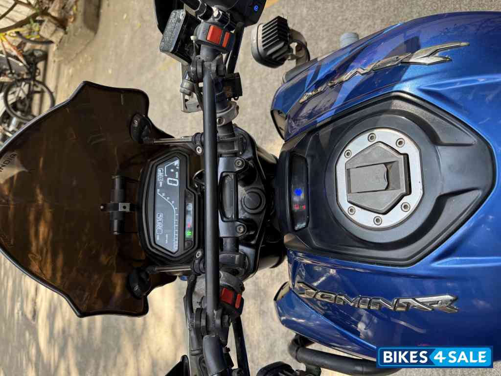 Bajaj Dominar 400 Disc Bajaj Dominar 400 Disc