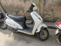 White Honda Activa