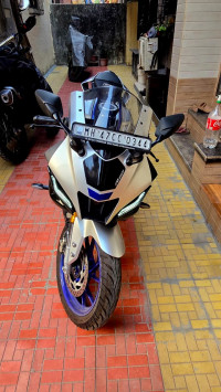 Yamaha R15M