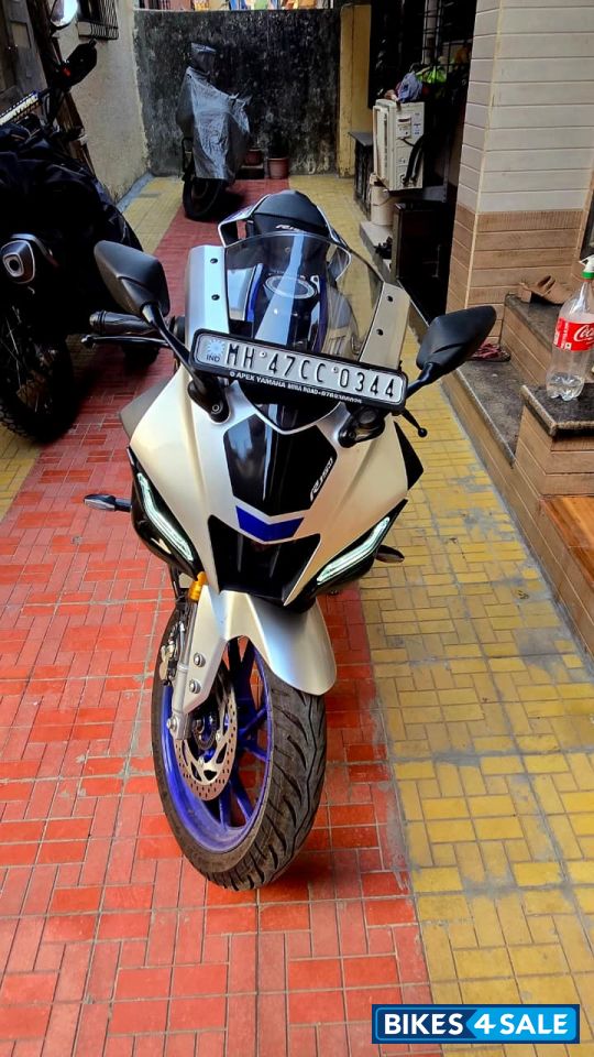 Yamaha R15M