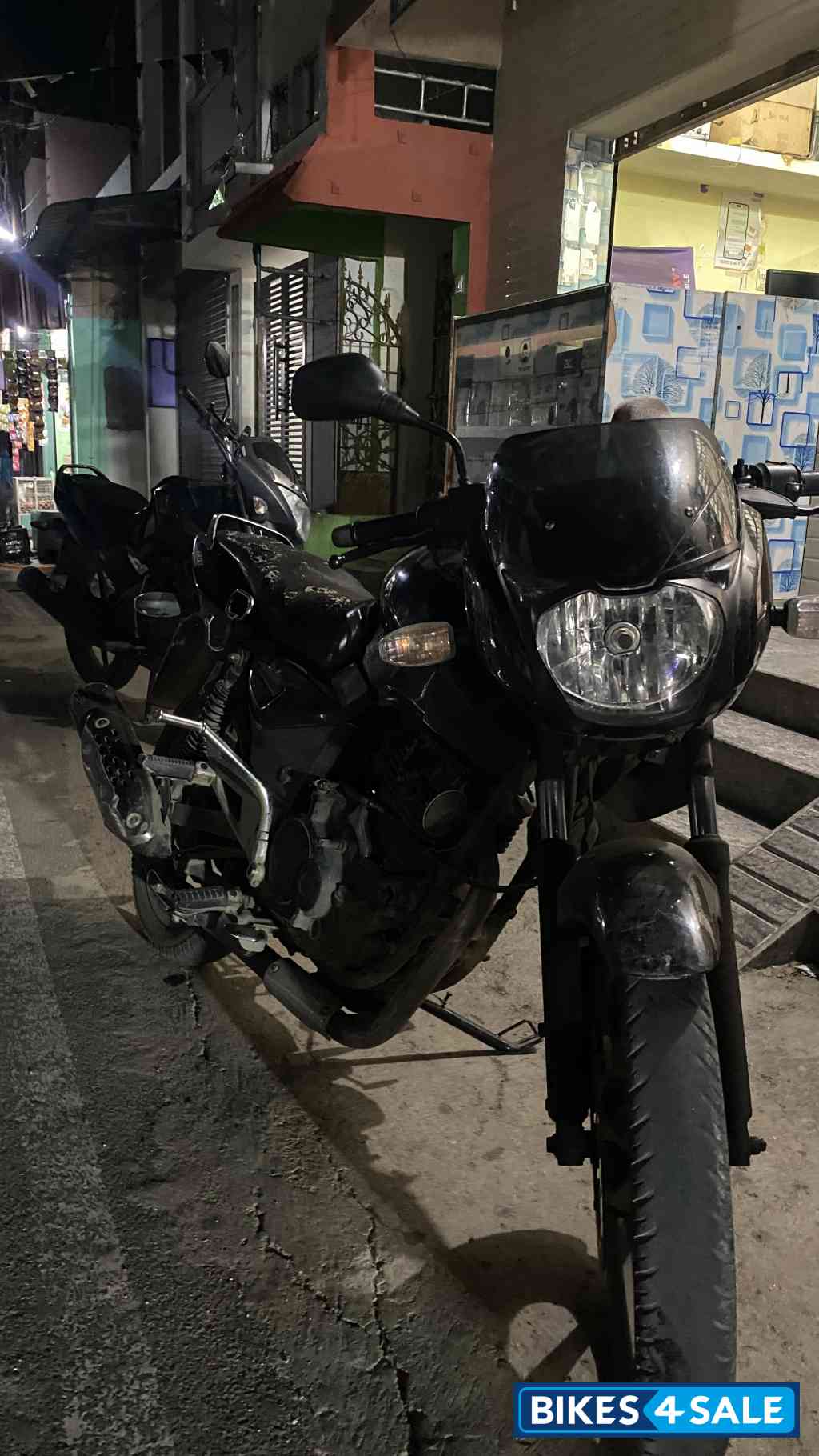Black Bajaj Pulsar 150