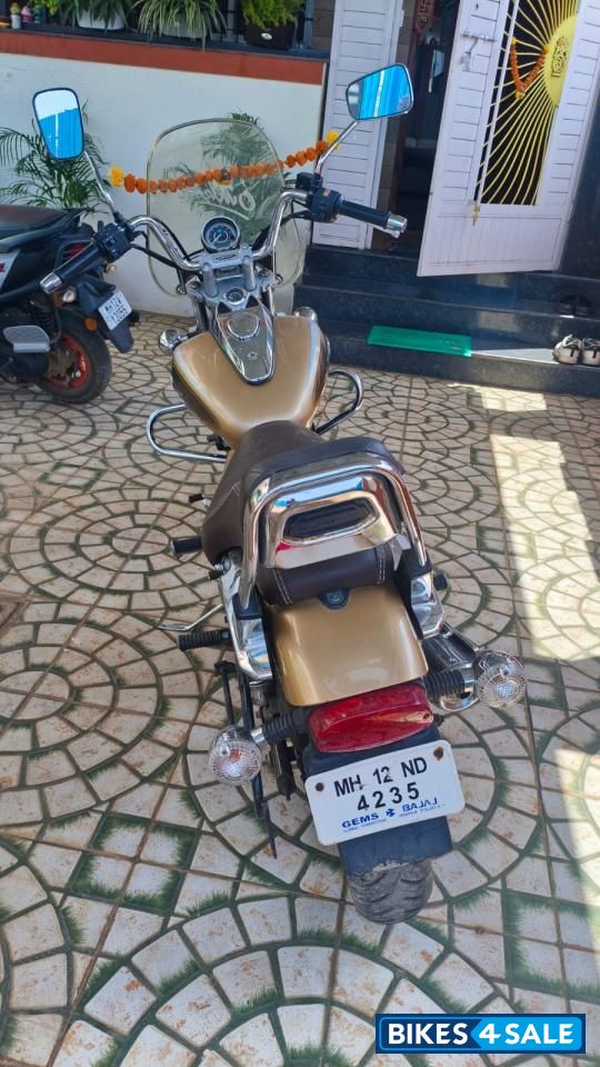 Golden Bajaj Avenger Cruise 220