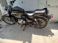Black Royal Enfield Bullet 350