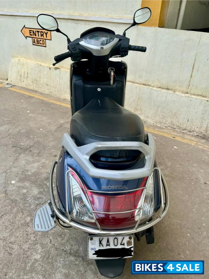Blue Honda Activa 125