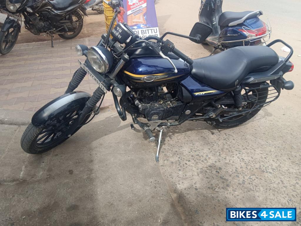 Bajaj Avenger Street 150