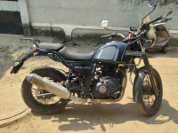 Granite Black Royal Enfield Himalayan BS VI