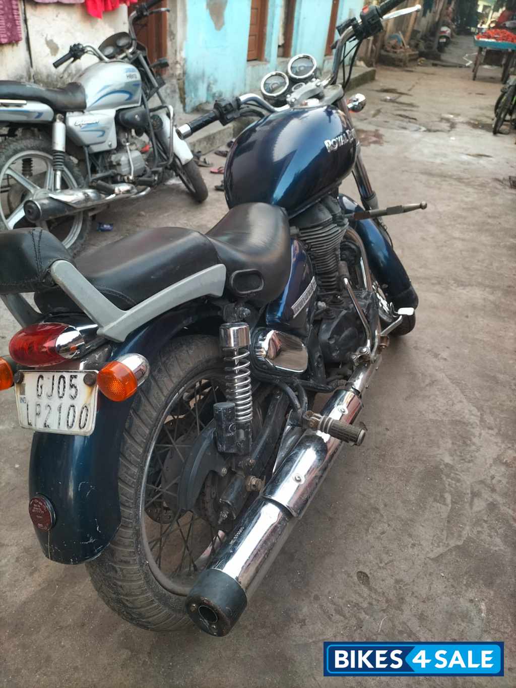 Blue Royal Enfield Thunderbird 350