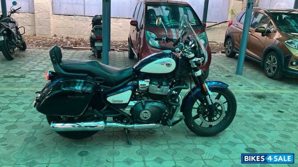 Royal Enfield Super Meteor 650
