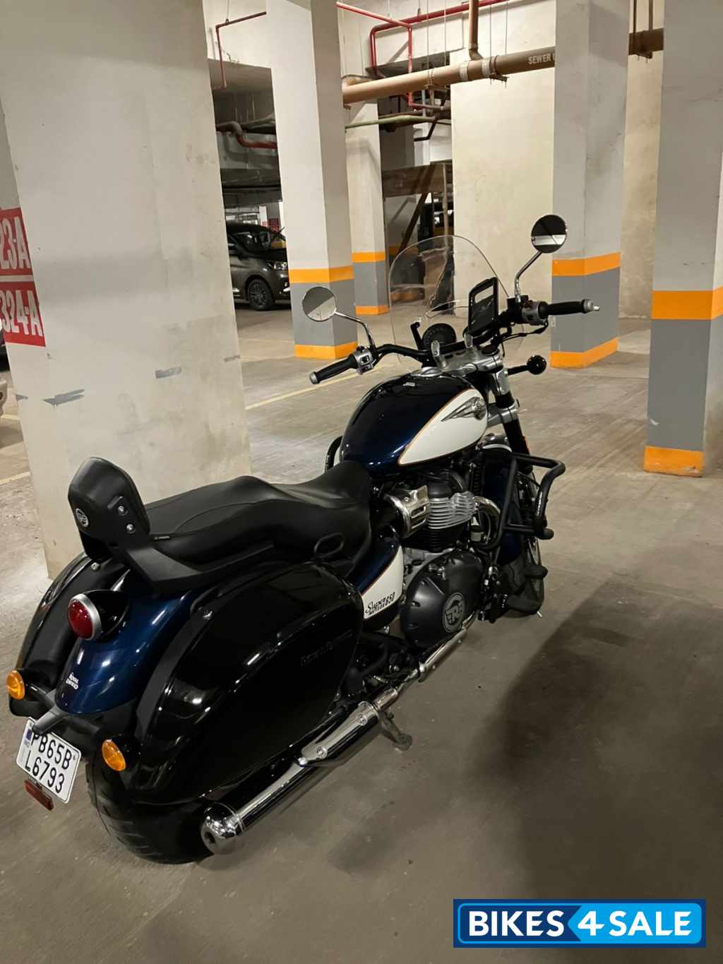 Royal Enfield Super Meteor 650