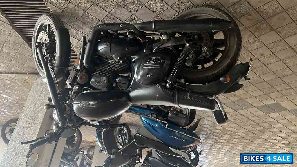 Jawa 42 Dual Channel ABS AllStar Black