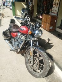 Red And Black Royal Enfield Meteor 350 Supernova