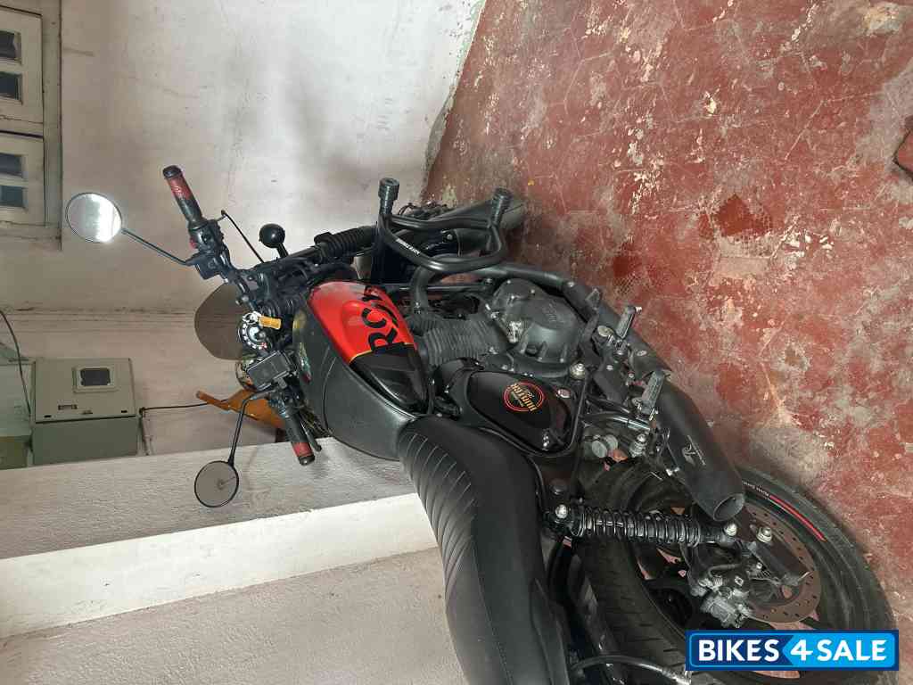 Rebel Red Royal Enfield Hunter 350 Retro