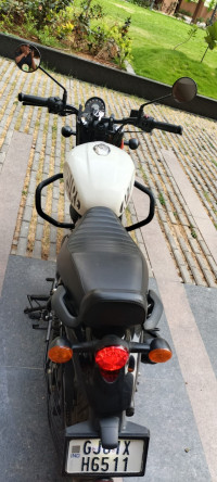 Royal Enfield Hunter 350 Metro