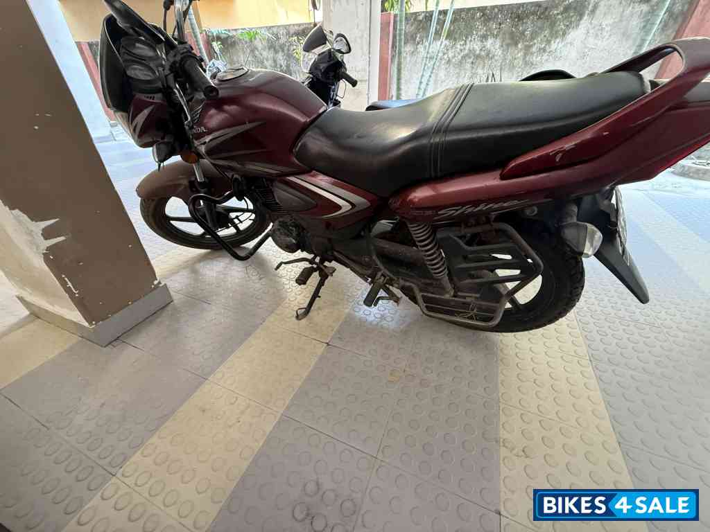 Honda CB Shine