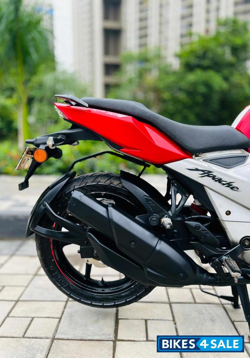 TVS Apache RTR 160 4V