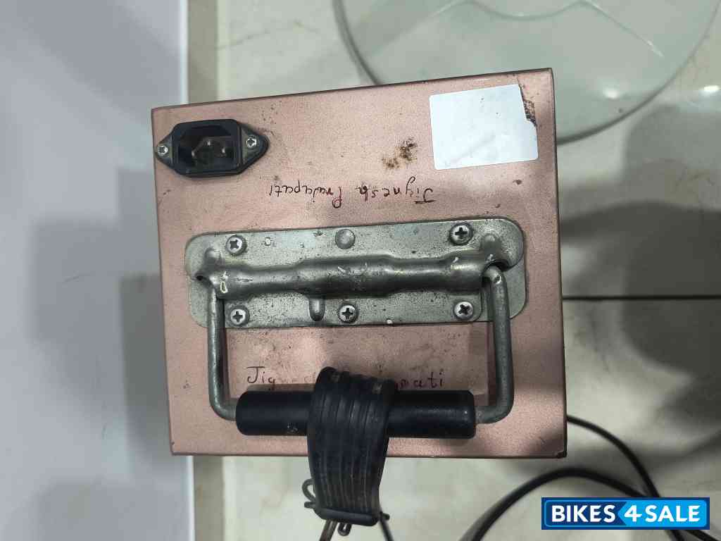 White Pure EV epluto 7G