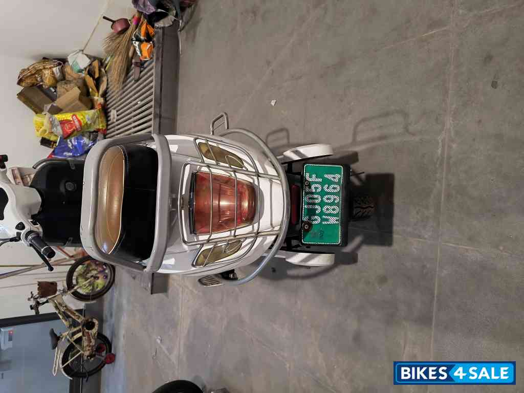 White Pure EV epluto 7G White Pure EV epluto 7G