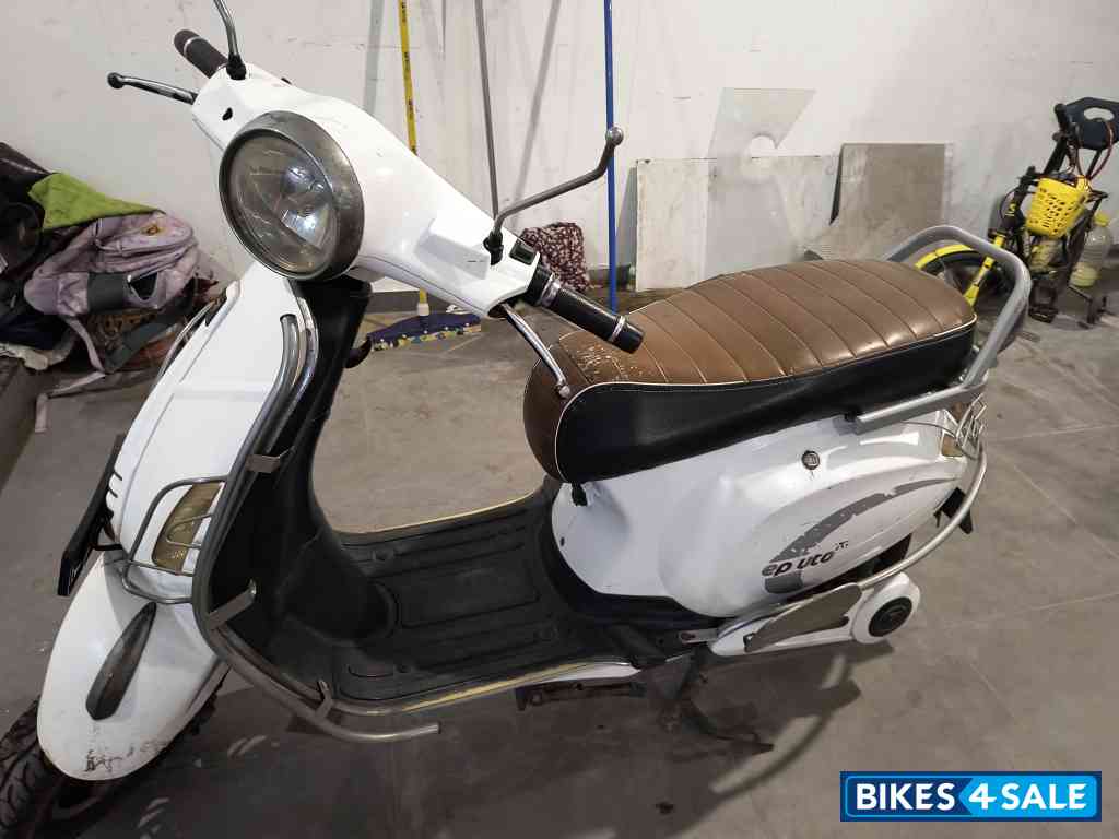 White Pure EV epluto 7G White Pure EV epluto 7G