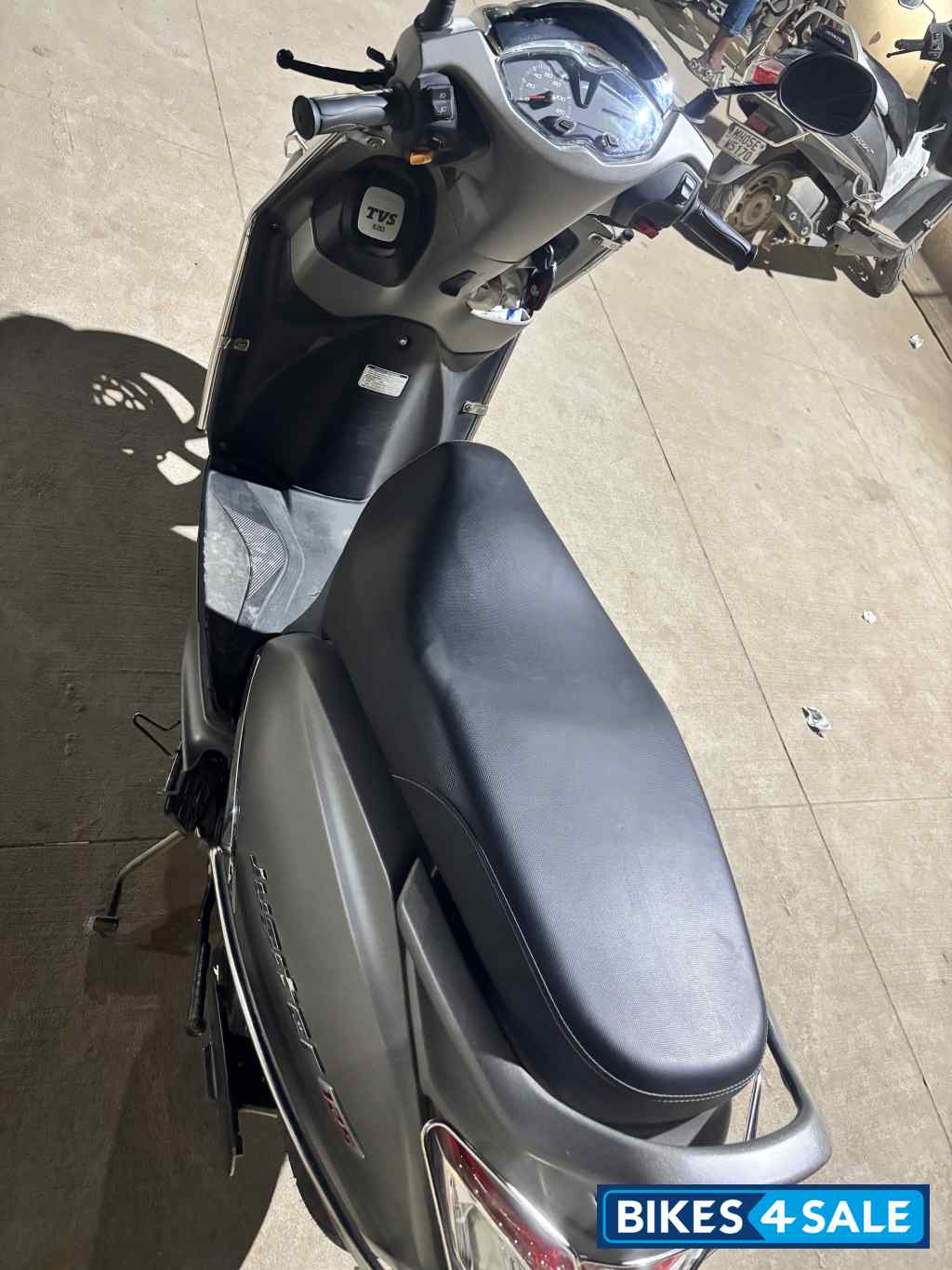 Grey TVS Jupiter 125