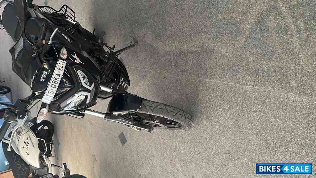 Wicked Black TVS Raider SX Wicked Black TVS Raider SX