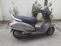 Silver (grey) Honda Activa 4G