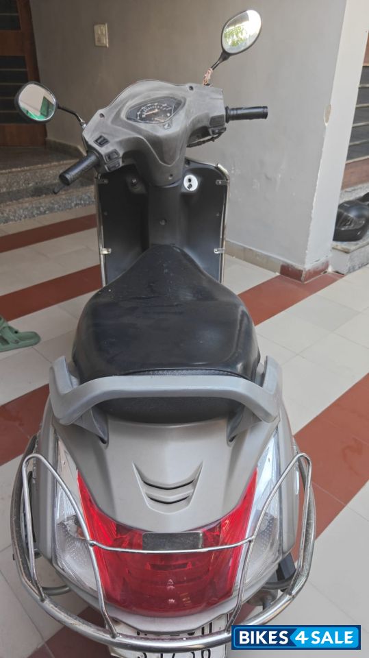 Mat Selene Silver Me Honda Activa 4G