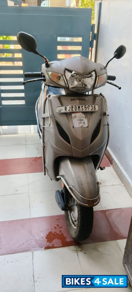 Mat Selene Silver Me Honda Activa 4G