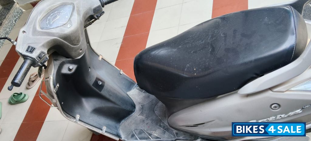Mat Selene Silver Me Honda Activa 4G