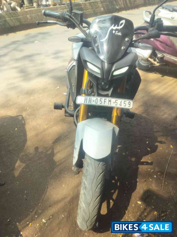 White Yamaha MT-15 BS6