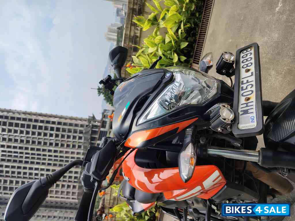 Orange Black Bajaj Pulsar NS125 BS6 Orange Black Bajaj Pulsar NS125 BS6