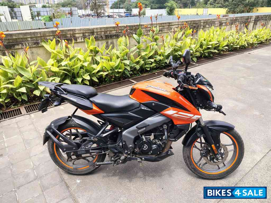 Orange Black Bajaj Pulsar NS125 BS6 Orange Black Bajaj Pulsar NS125 BS6