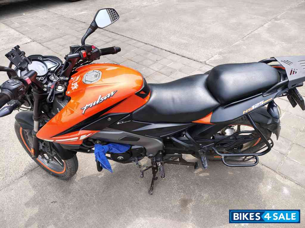 Orange Black Bajaj Pulsar NS125 BS6 Orange Black Bajaj Pulsar NS125 BS6
