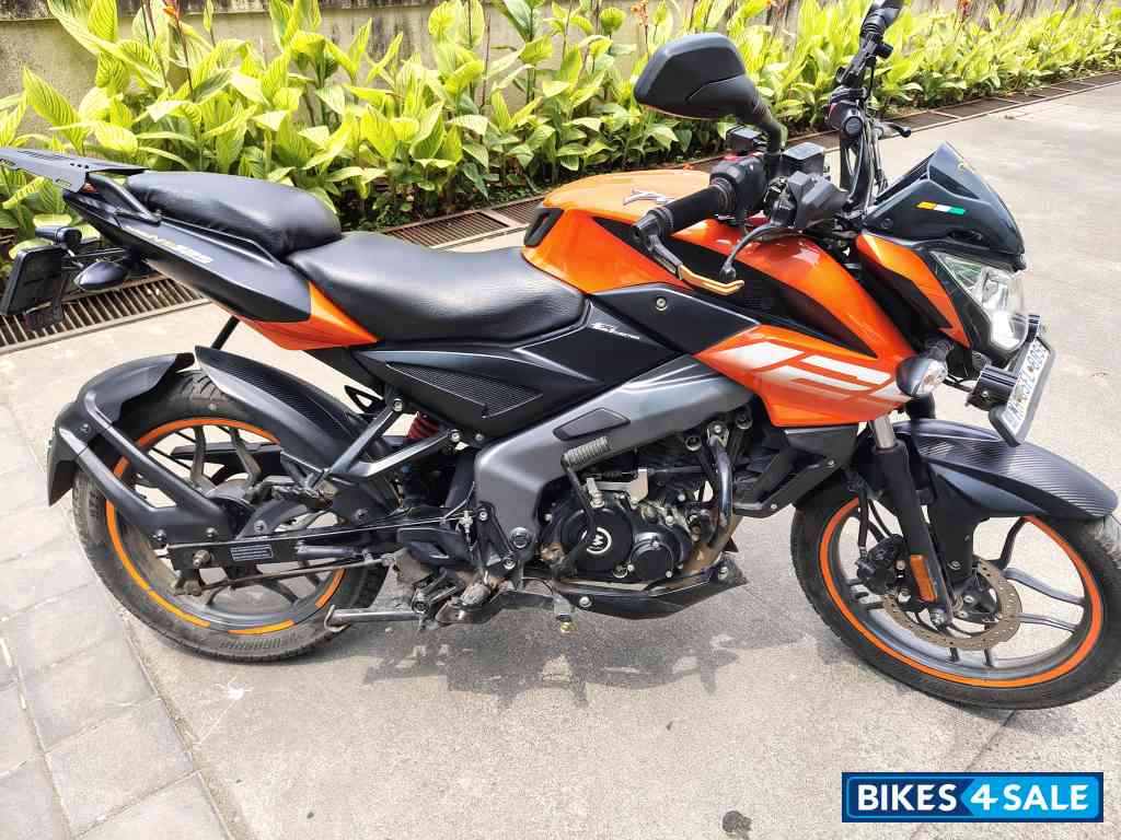 Orange Black Bajaj Pulsar NS125 BS6 Orange Black Bajaj Pulsar NS125 BS6