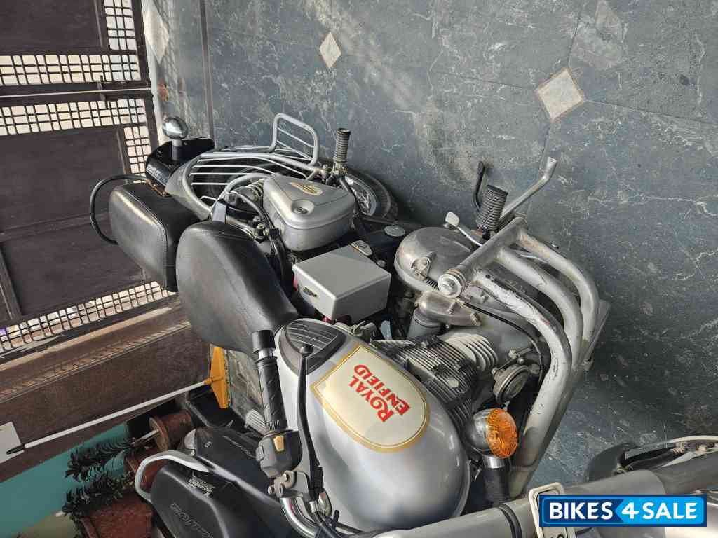 Royal Enfield Bullet 350