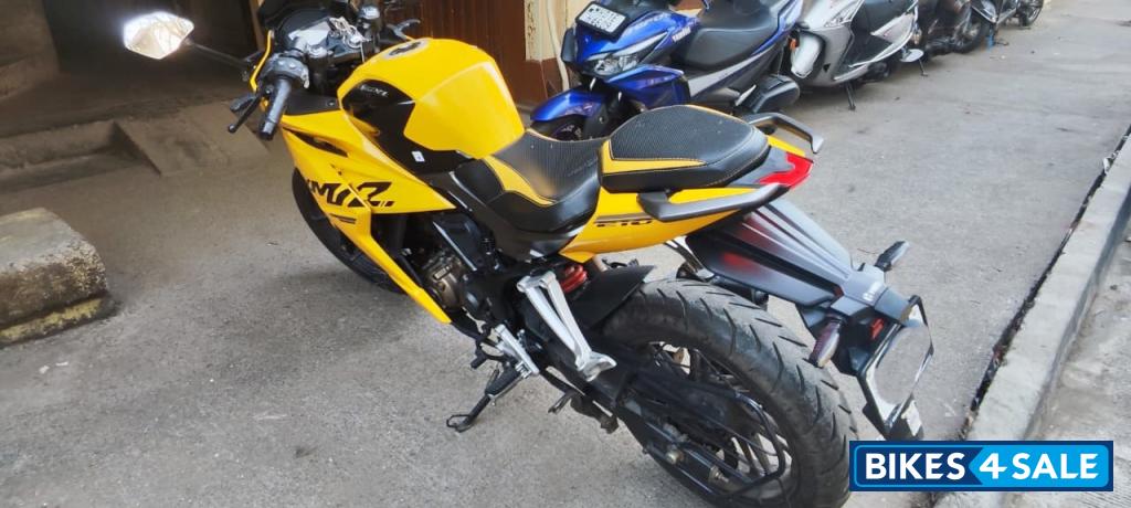 Yellow Hero Karizma XMR
