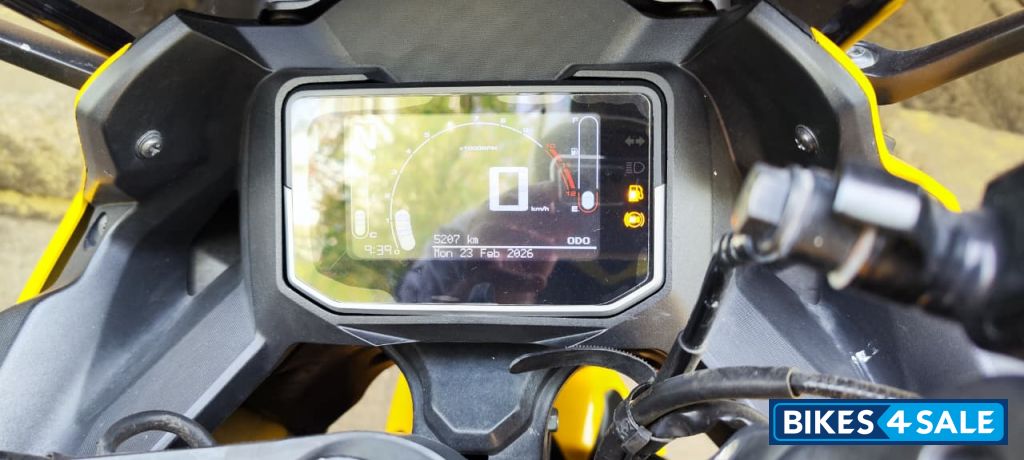 Yellow Hero Karizma XMR