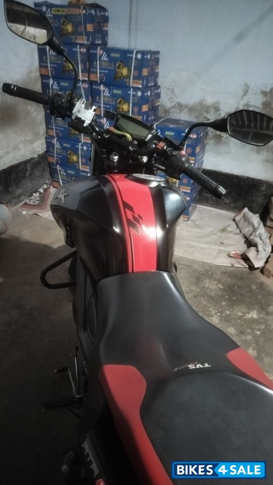 Matte Black TVS Apache RTR 160 4V Special Edition