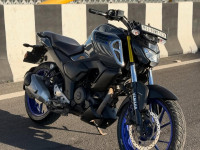 Yamaha FZS-FI Deluxe 2022 Model