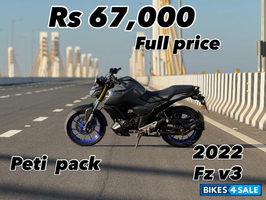 Yamaha FZS-FI Deluxe