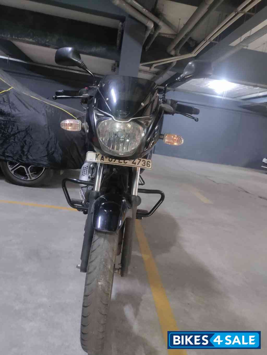 Bajaj Pulsar 150 Neon