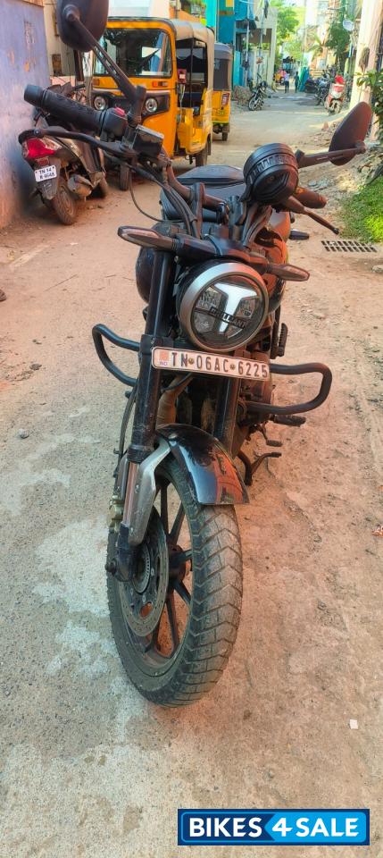 Black TVS Ronin SS Black TVS Ronin SS