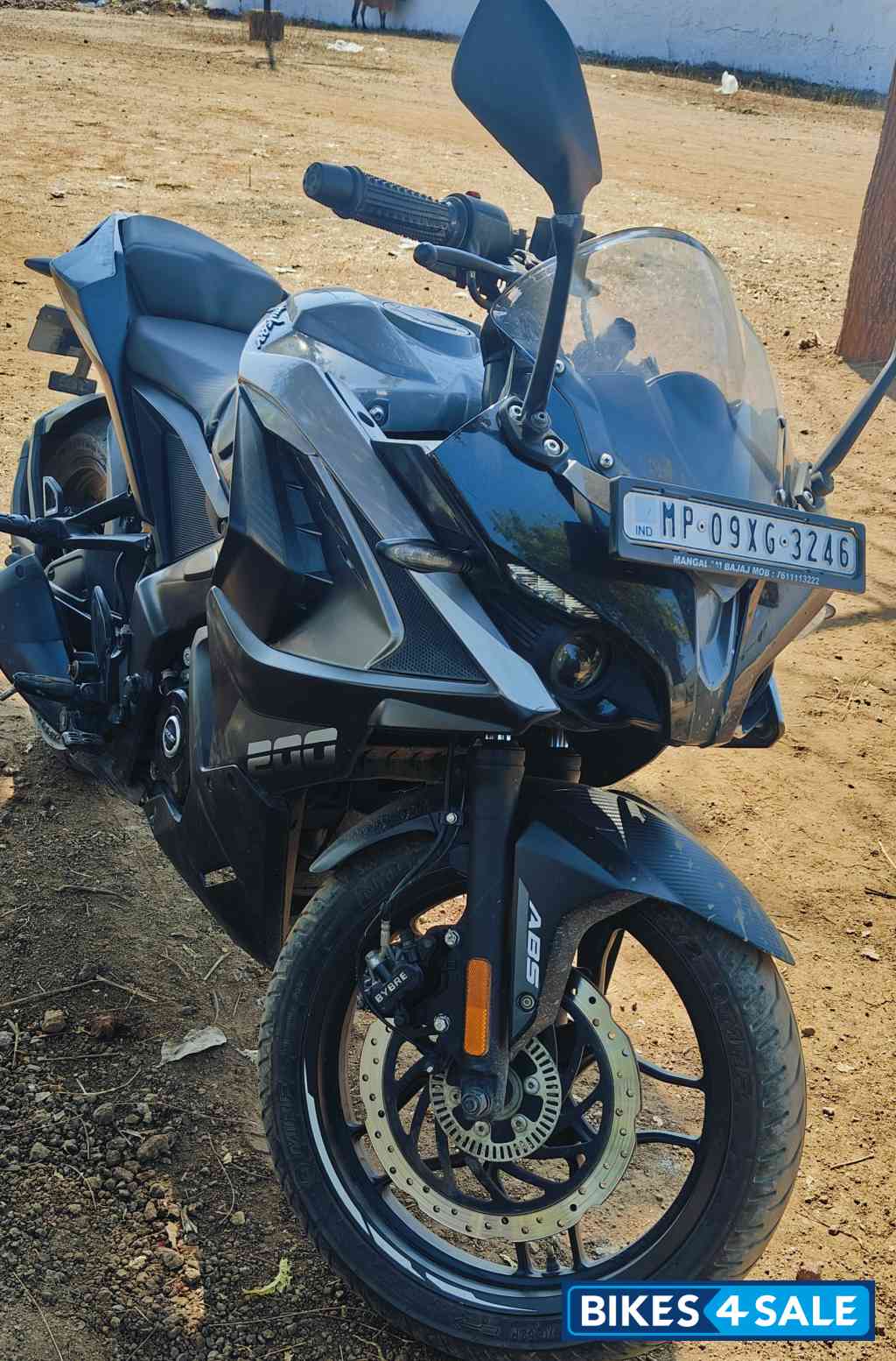 Bajaj Pulsar RS 200 BS6
