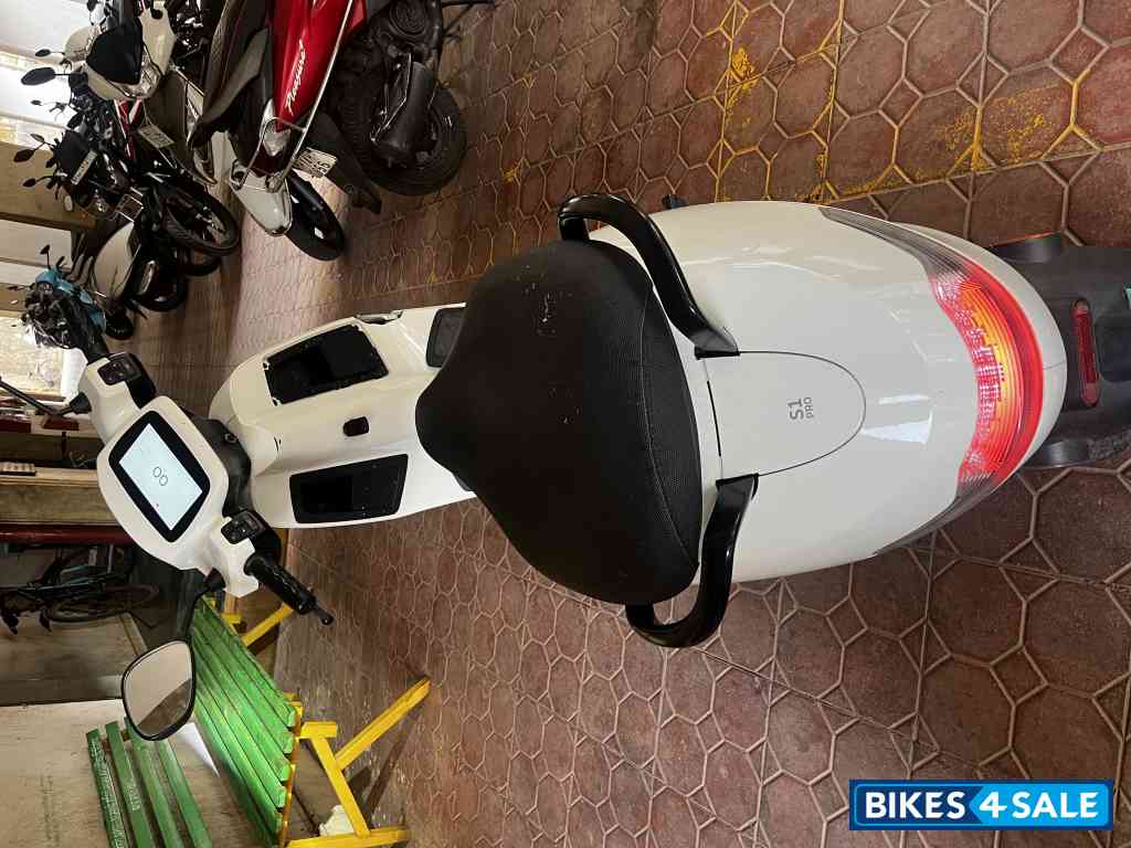 Ola S1 Pro Ola S1 Pro