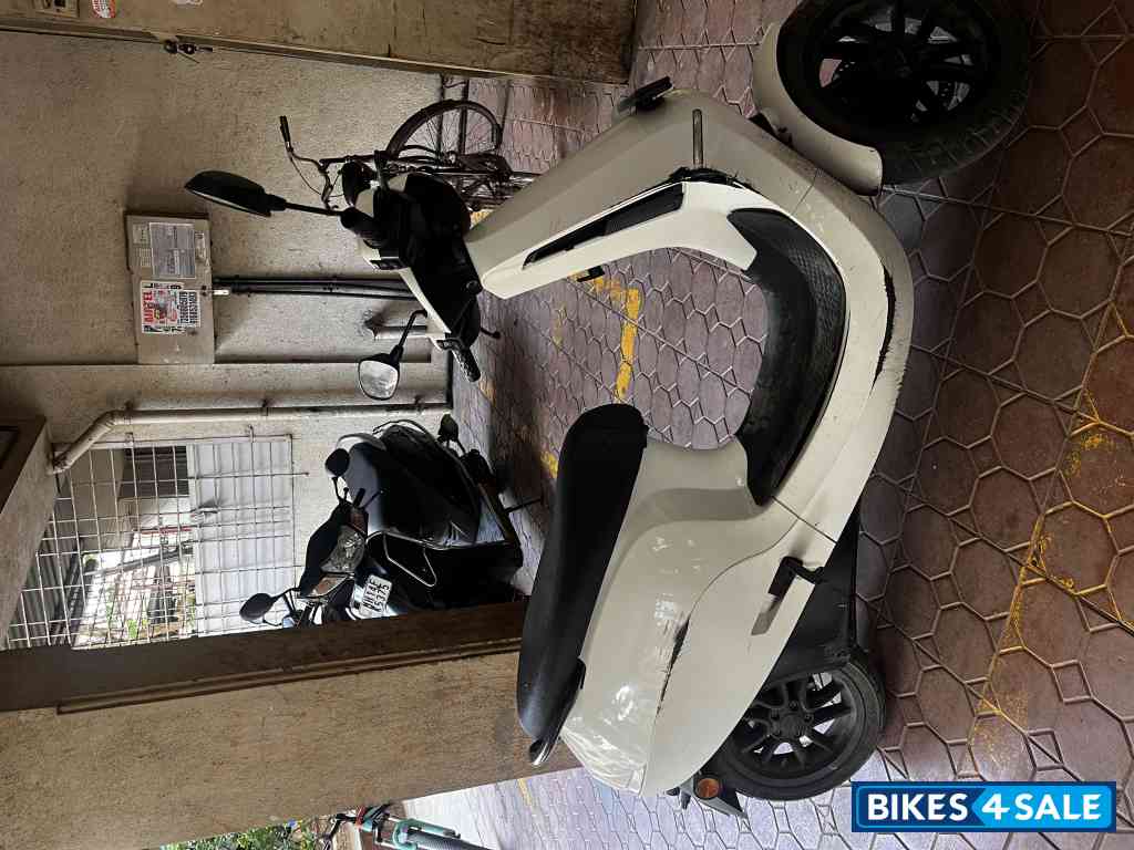 Ola S1 Pro Ola S1 Pro