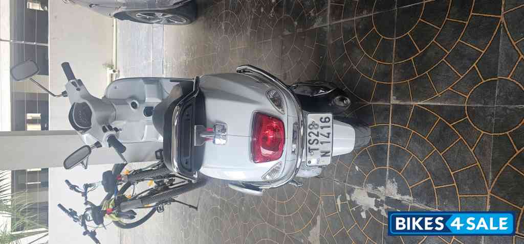Vespa SXL 125 BS6