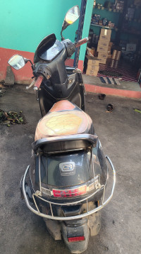 Metalic Colour TVS iQube S